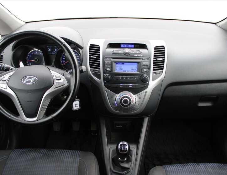 Hyundai ix20 MPV 1,4 l 66 kw