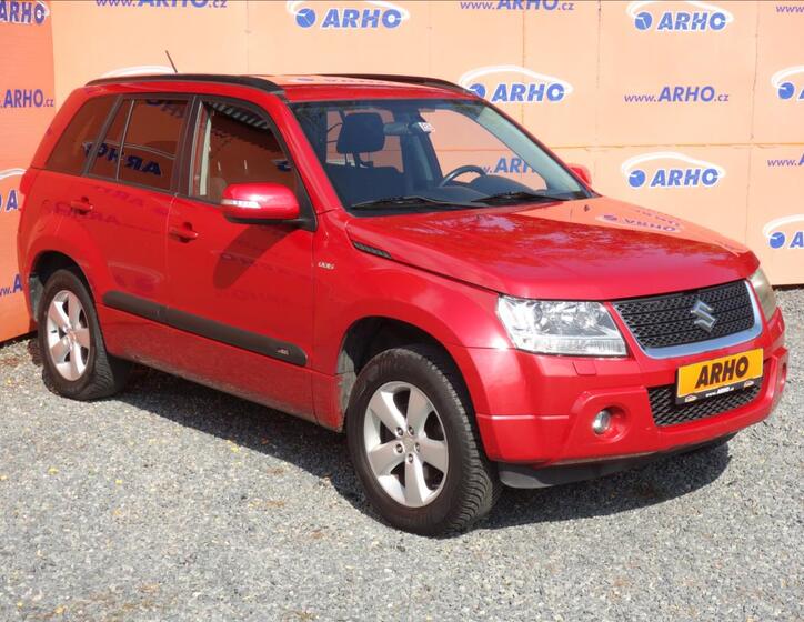 Suzuki Grand Vitara 1