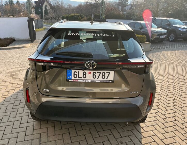 Toyota Yaris Cross SUV / Terénní 1,5 l 68 kw