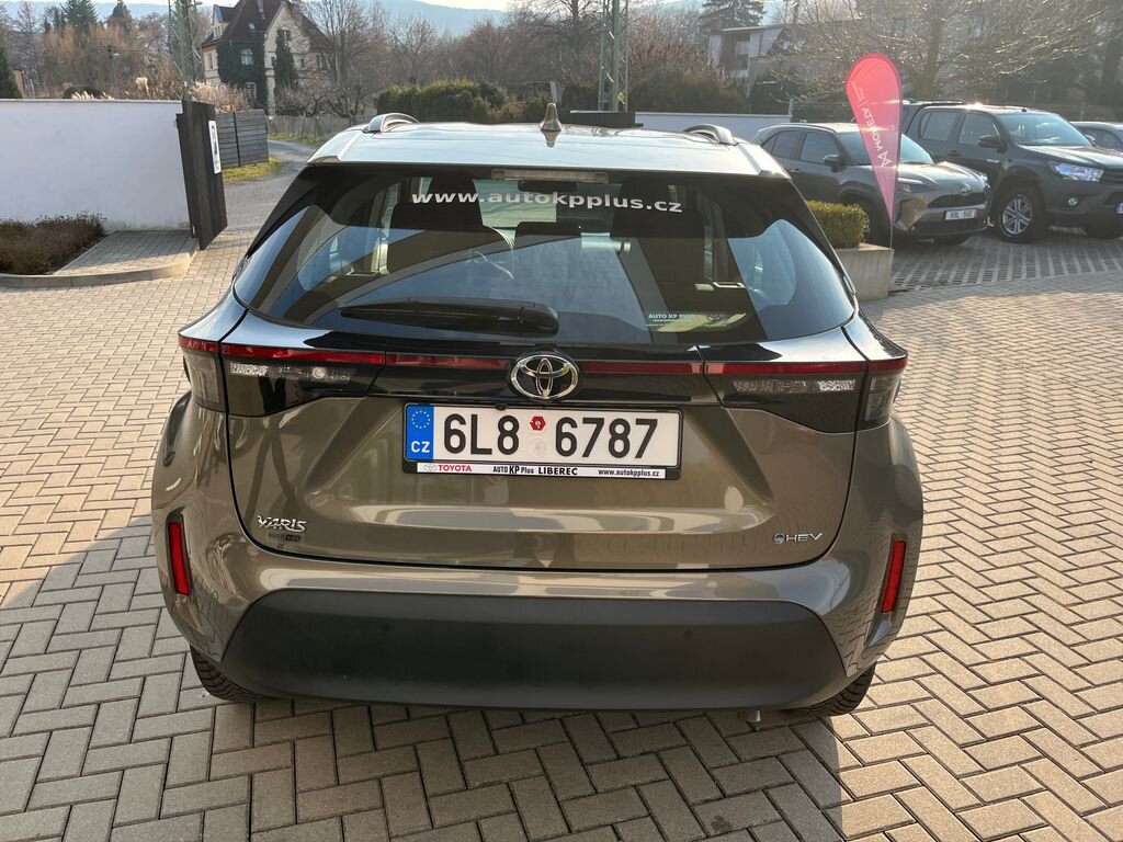 Toyota Yaris Cross SUV / Terénní 1,5 l 68 kw