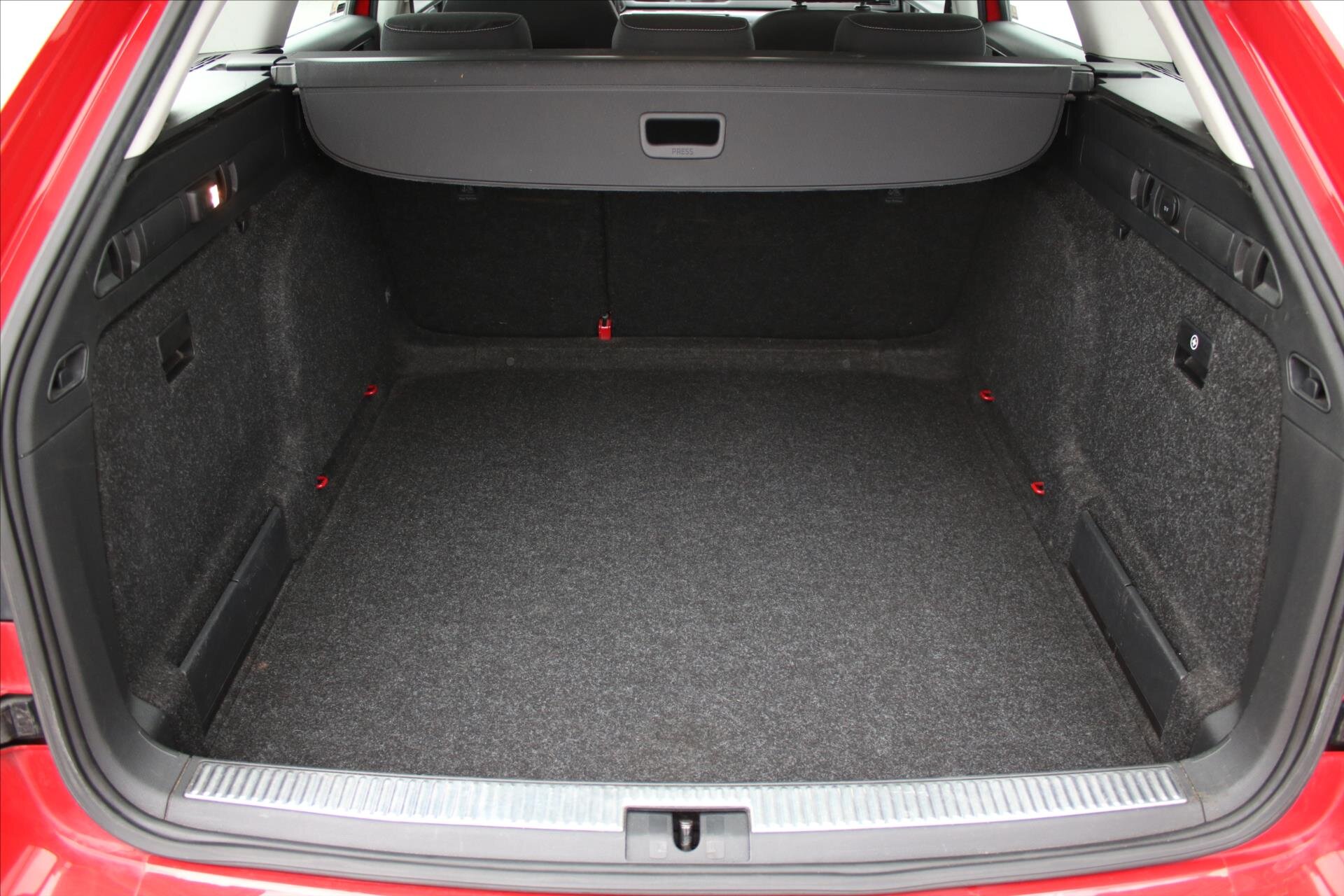 Škoda Superb Kombi 1,4 l 110 kw