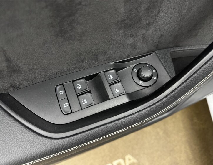 Škoda Superb Kombi 2,0 l 140 kw