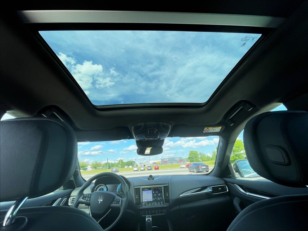 Maserati Levante SUV / Terénní 3,0 l 257 kw