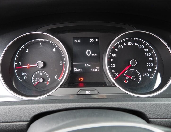 Volkswagen Golf Hatchback 1,6 l 85 kw