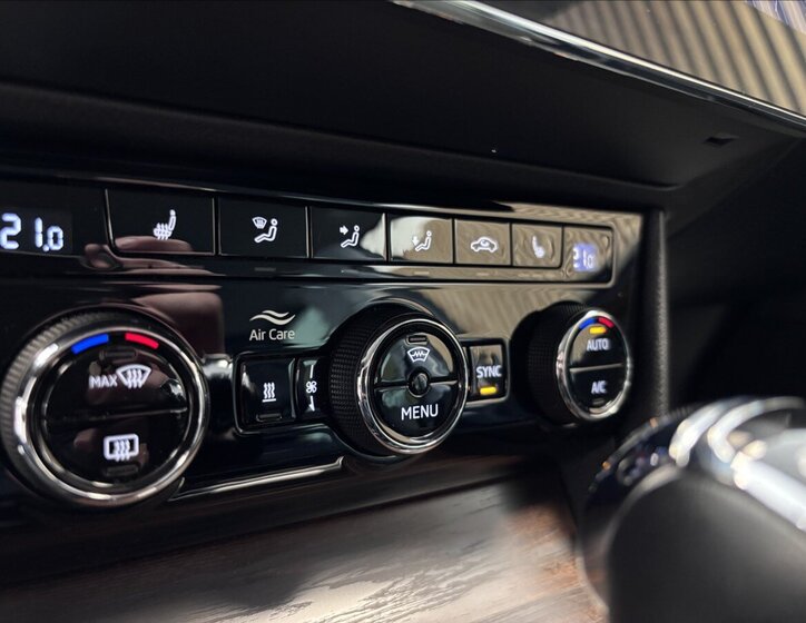 Škoda Superb Kombi 2,0 l 206 kw