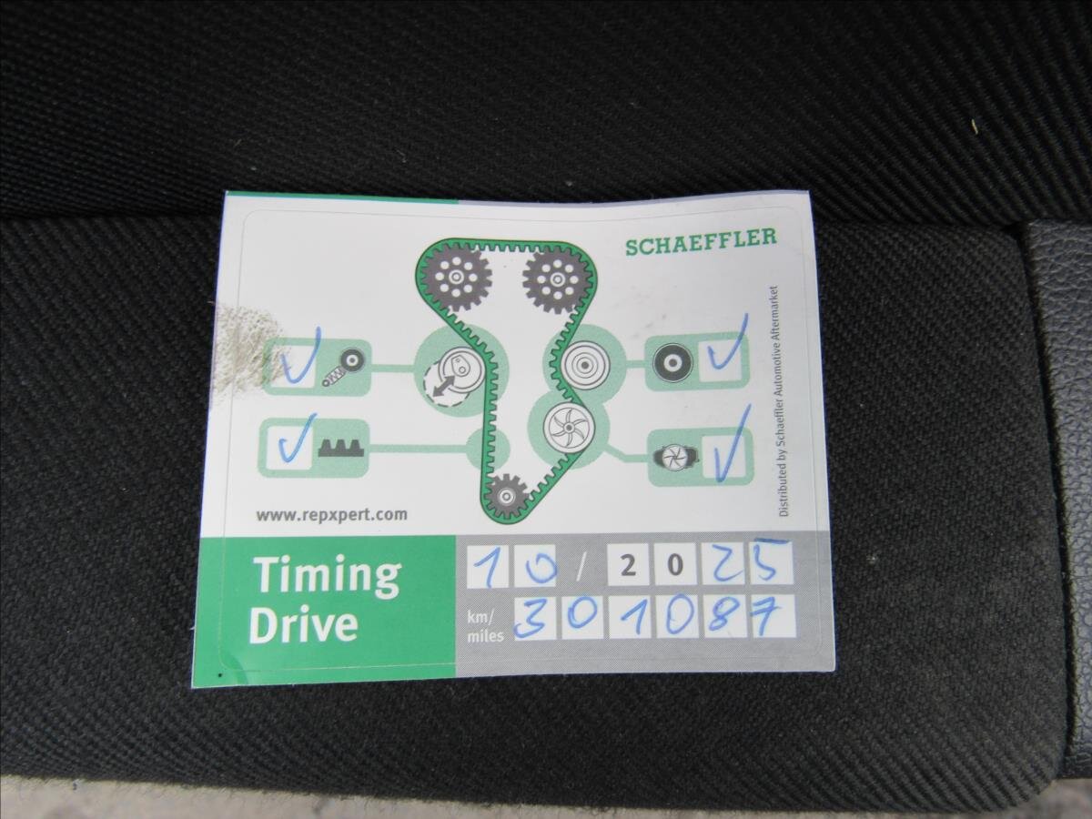 Škoda Superb Kombi 1,9 l 77 kw