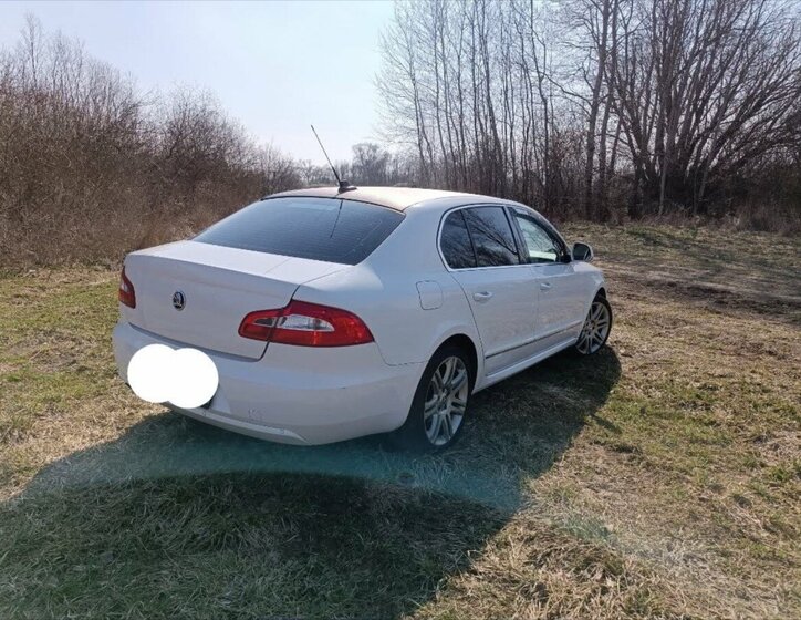 Škoda Superb Sedan / Limuzína 0,0 118 kw