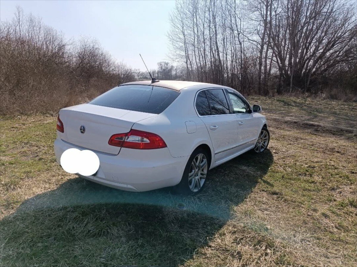 Škoda Superb Sedan / Limuzína 0,0 118 kw