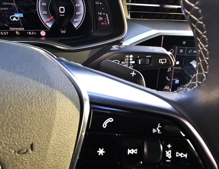 Audi A6 Allroad Kombi 3,0 l 250 kw