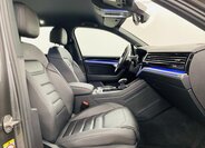 Volkswagen Touareg Kombi 3,0 l 210 kw