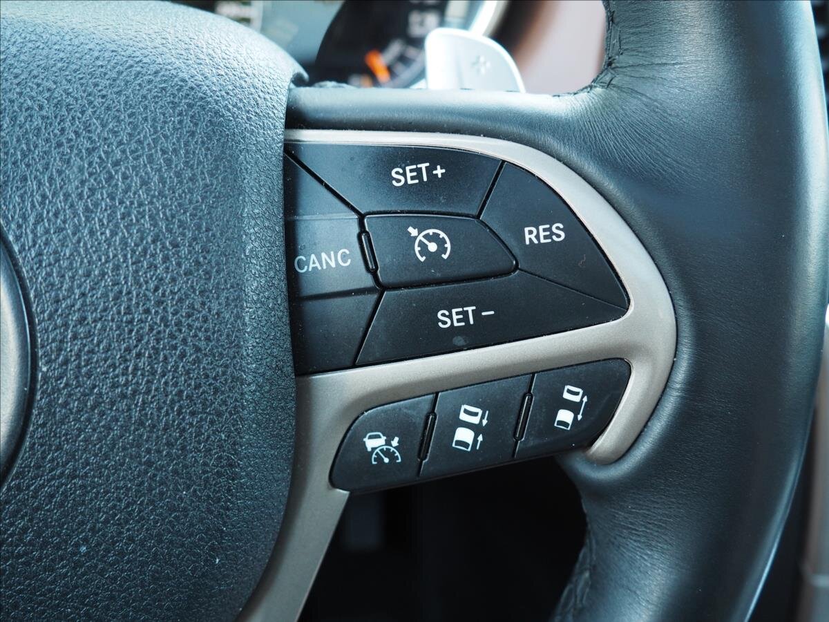 Jeep Grand Cherokee SUV / Terénní 3,0 l 184 kw