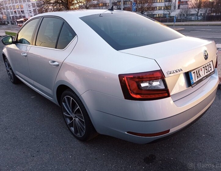Škoda Octavia 19