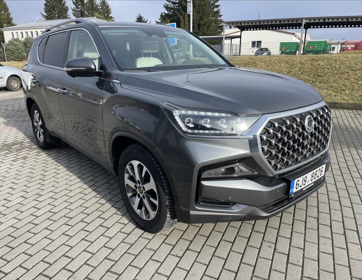 SsangYong Rexton Kombi 2,2 l 148 kw