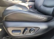 Toyota RAV4 SUV / Terénní 2,5 l 163 kw