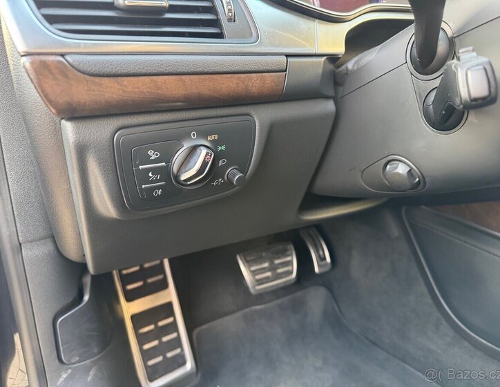 Audi S7 Hatchback 4,0 l 331 kw