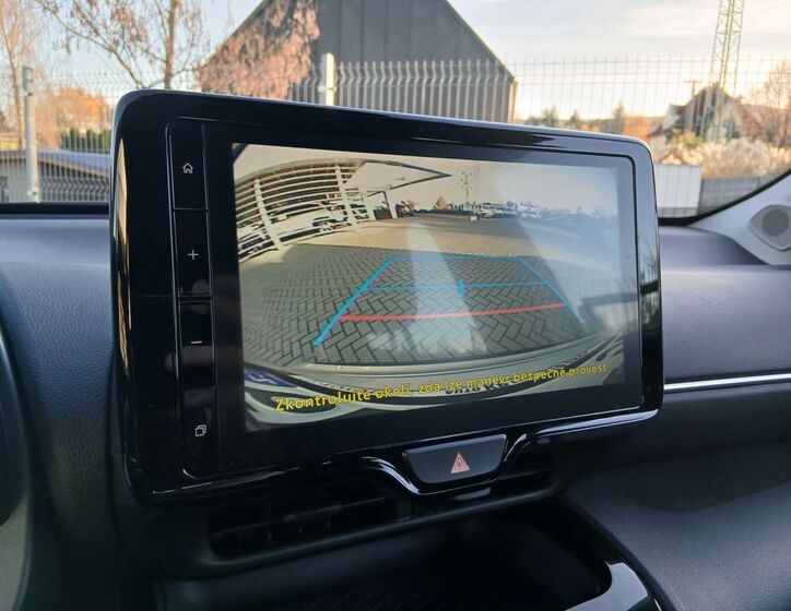 Toyota Yaris Cross 22