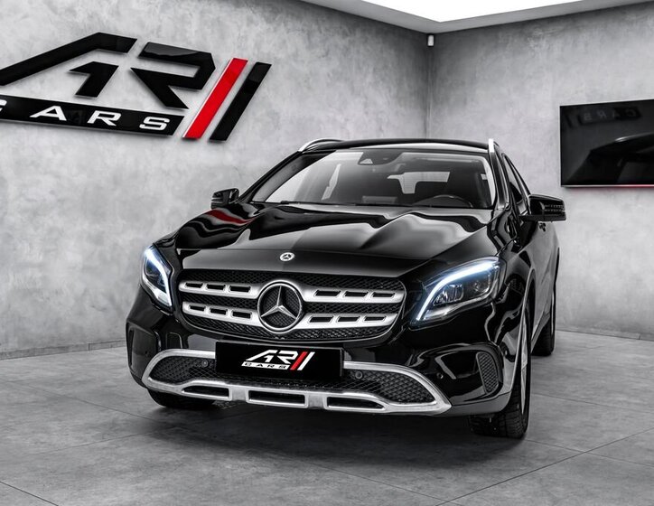 Mercedes-Benz GLA SUV 2,1 l 100 kw