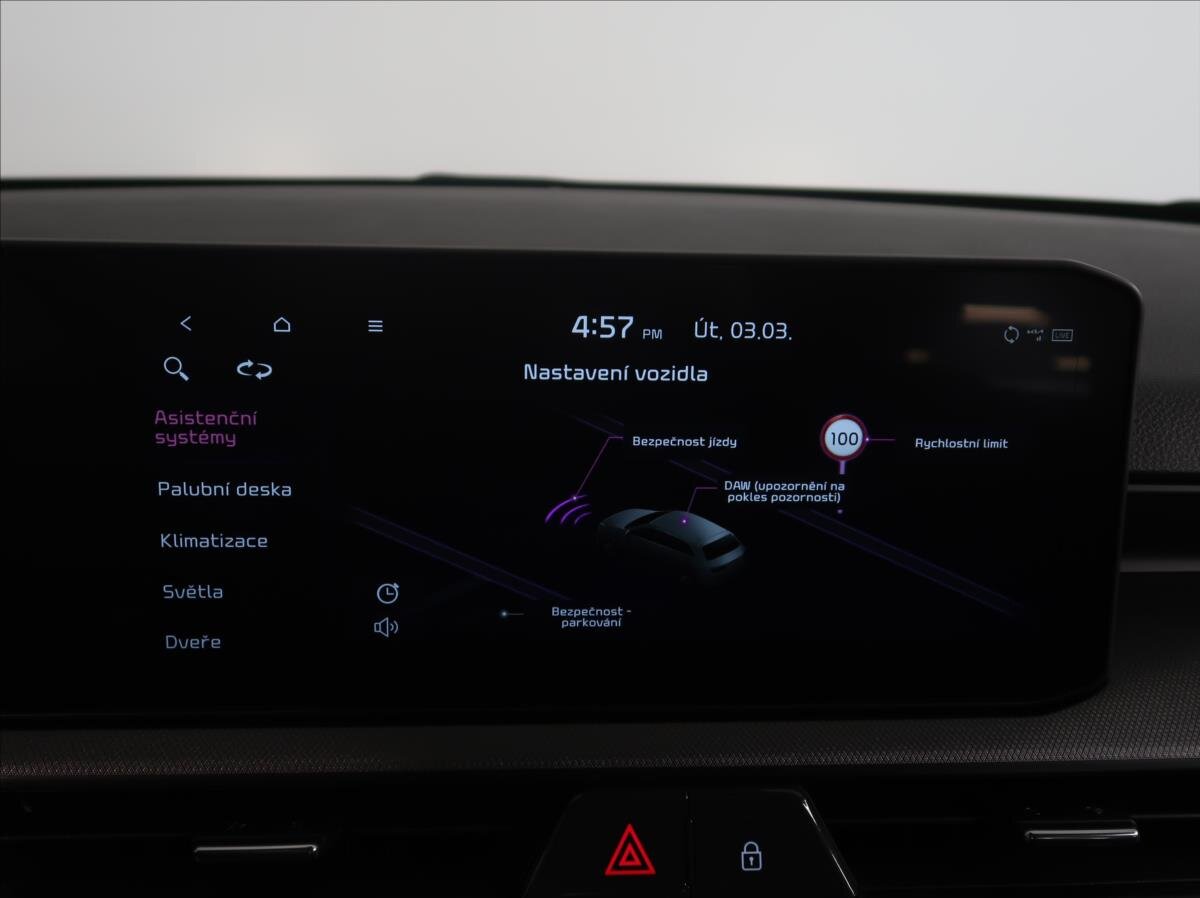 KIA Stonic SUV / Terénní 998,0 74 kw