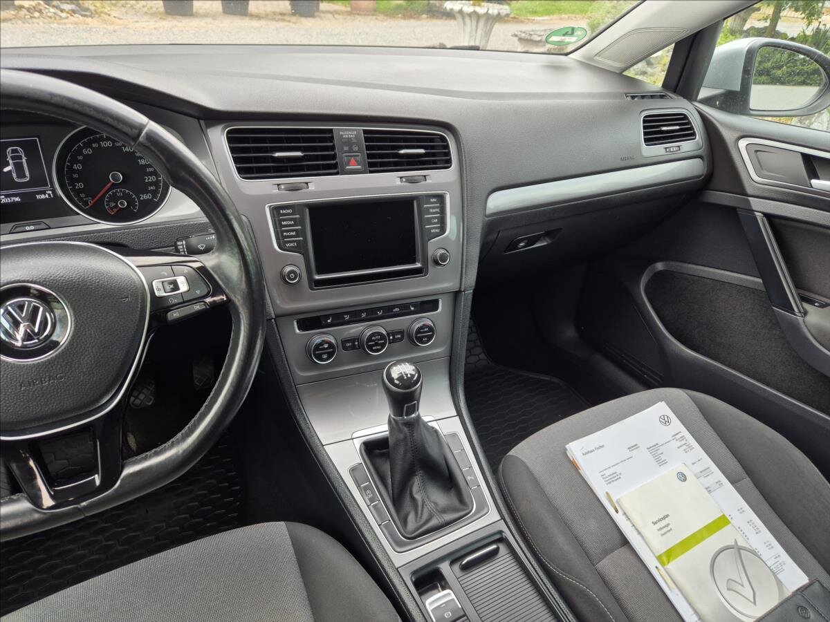 Volkswagen Golf Kombi 1,6 l 81 kw