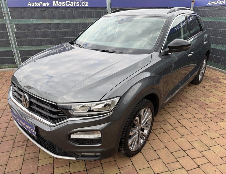 Volkswagen T-Roc SUV / Terénní 999,0 85 kw
