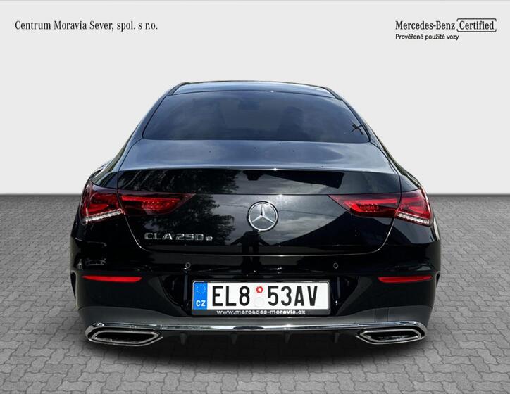 Mercedes-Benz CLA 4
