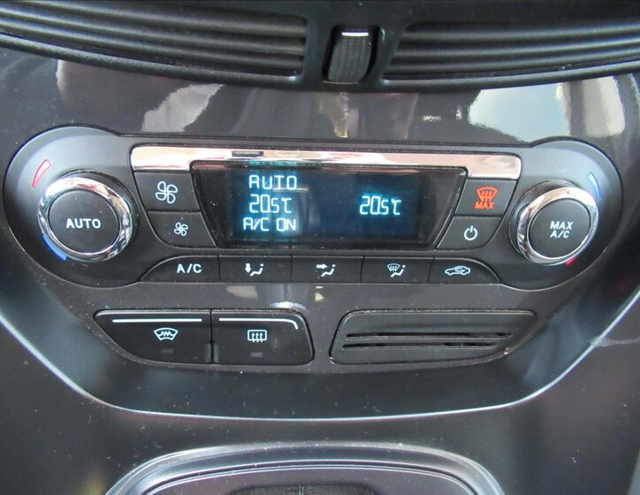 Ford Kuga SUV 2,0 l 103 kw