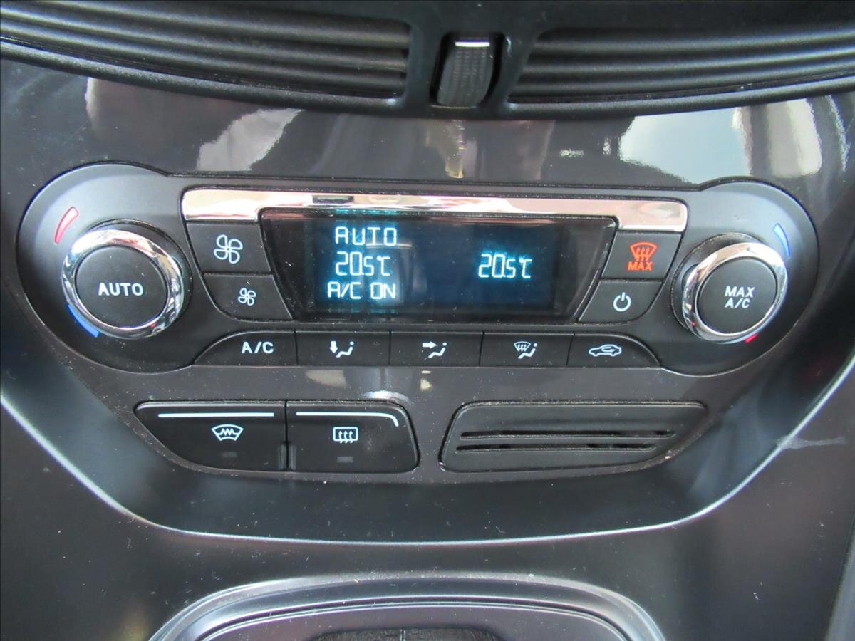 Ford Kuga SUV 2,0 l 103 kw