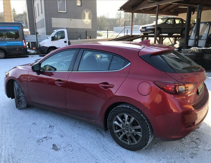 Mazda 3 5