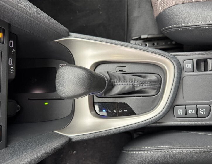 Toyota Yaris Cross SUV 1,5 l 68 kw