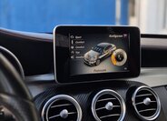 Mercedes-Benz Třídy C Sedan 3,0 l 270 kw