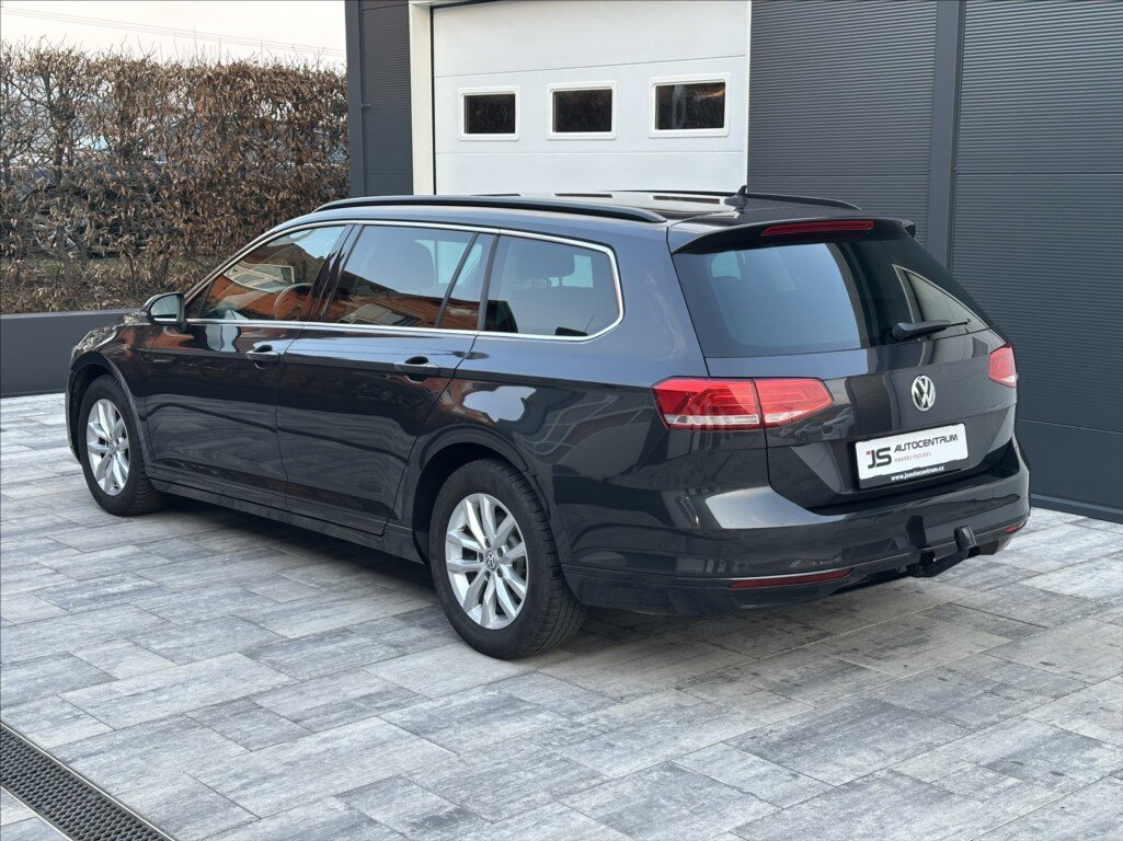 Volkswagen Passat Kombi 1,4 l 110 kw