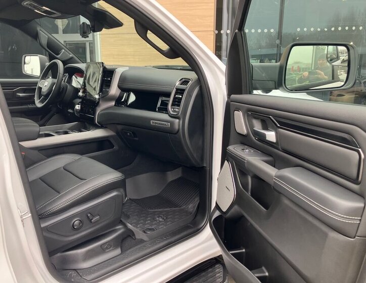 Dodge RAM Pick-up 3,0 l 313 kw