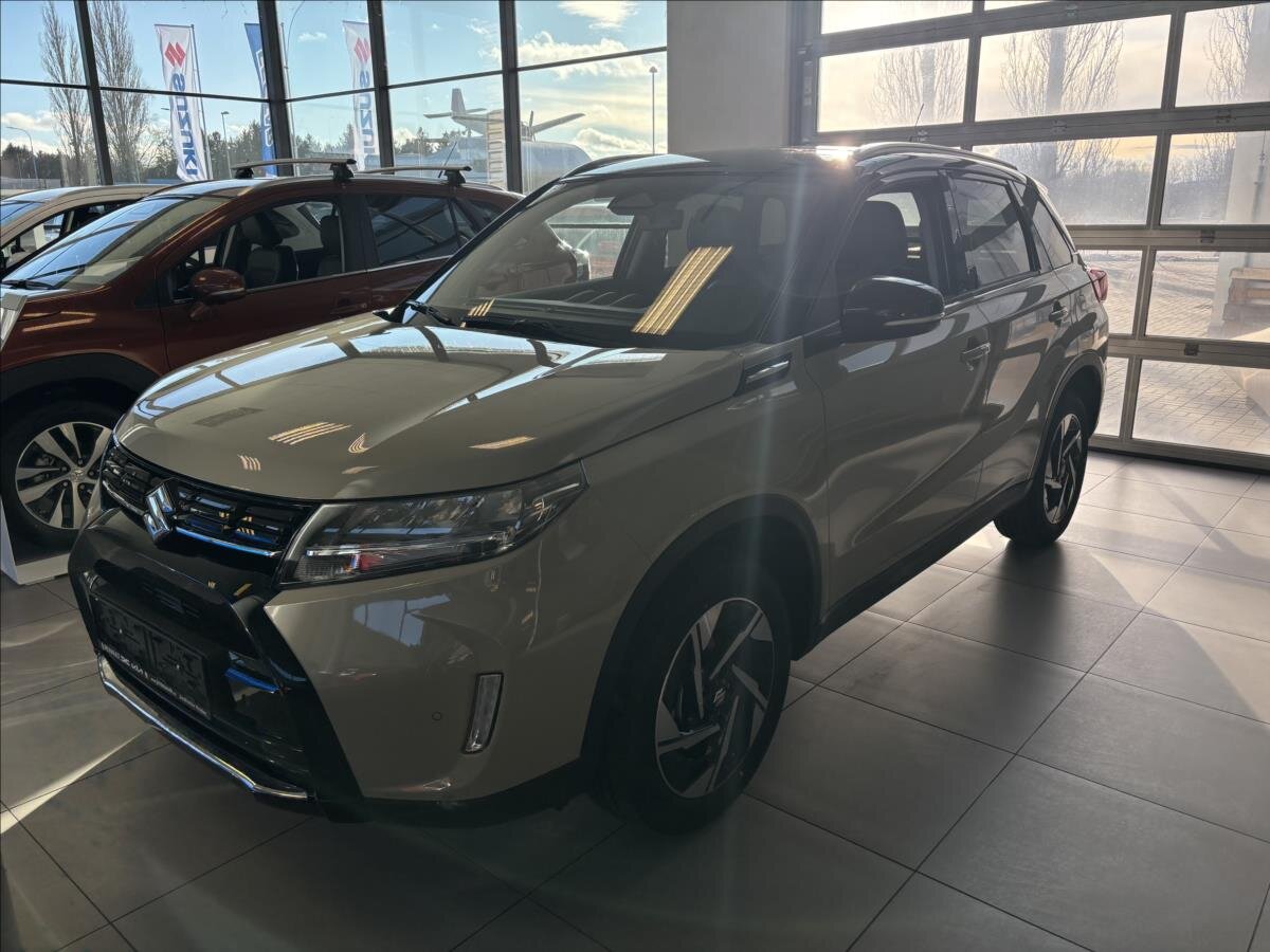 Suzuki Vitara SUV / Terénní 1,4 l 81 kw