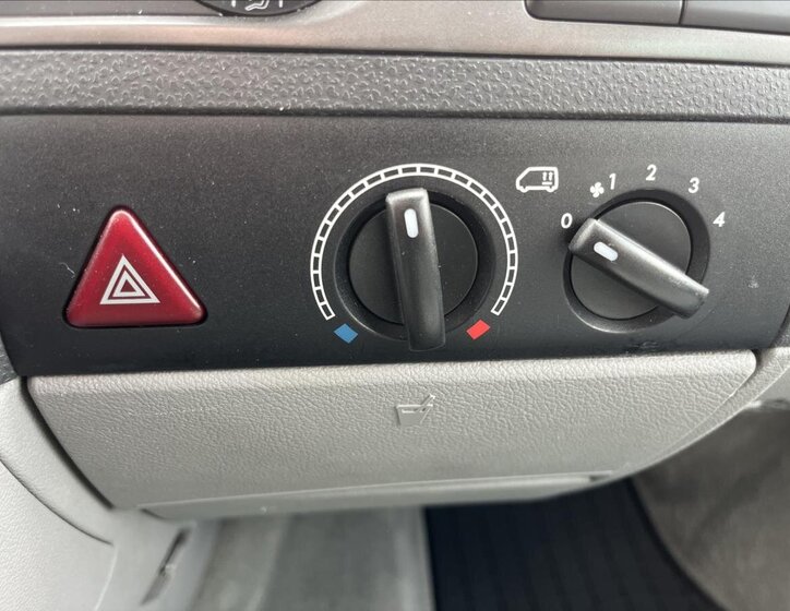 Volkswagen California VAN / Minibus 2,0 l 84 kw