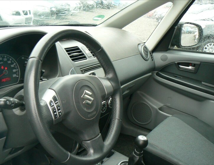 Suzuki SX4 SUV 1,6 l 79 kw