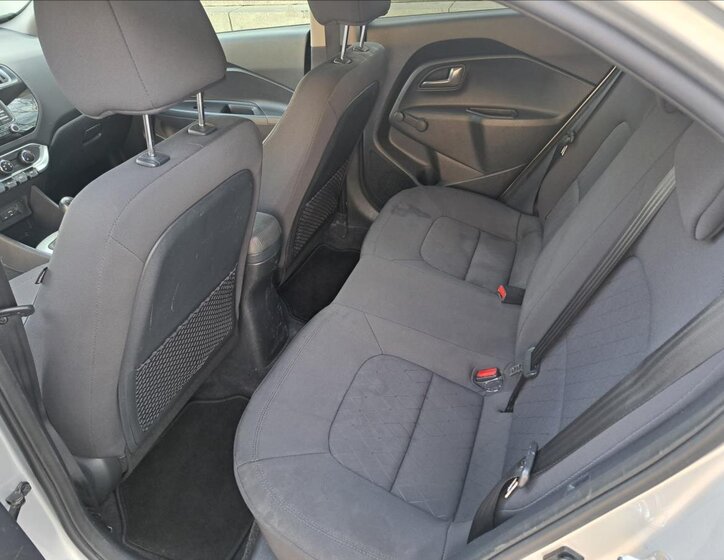 KIA Rio Hatchback 1,1 l 55 kw