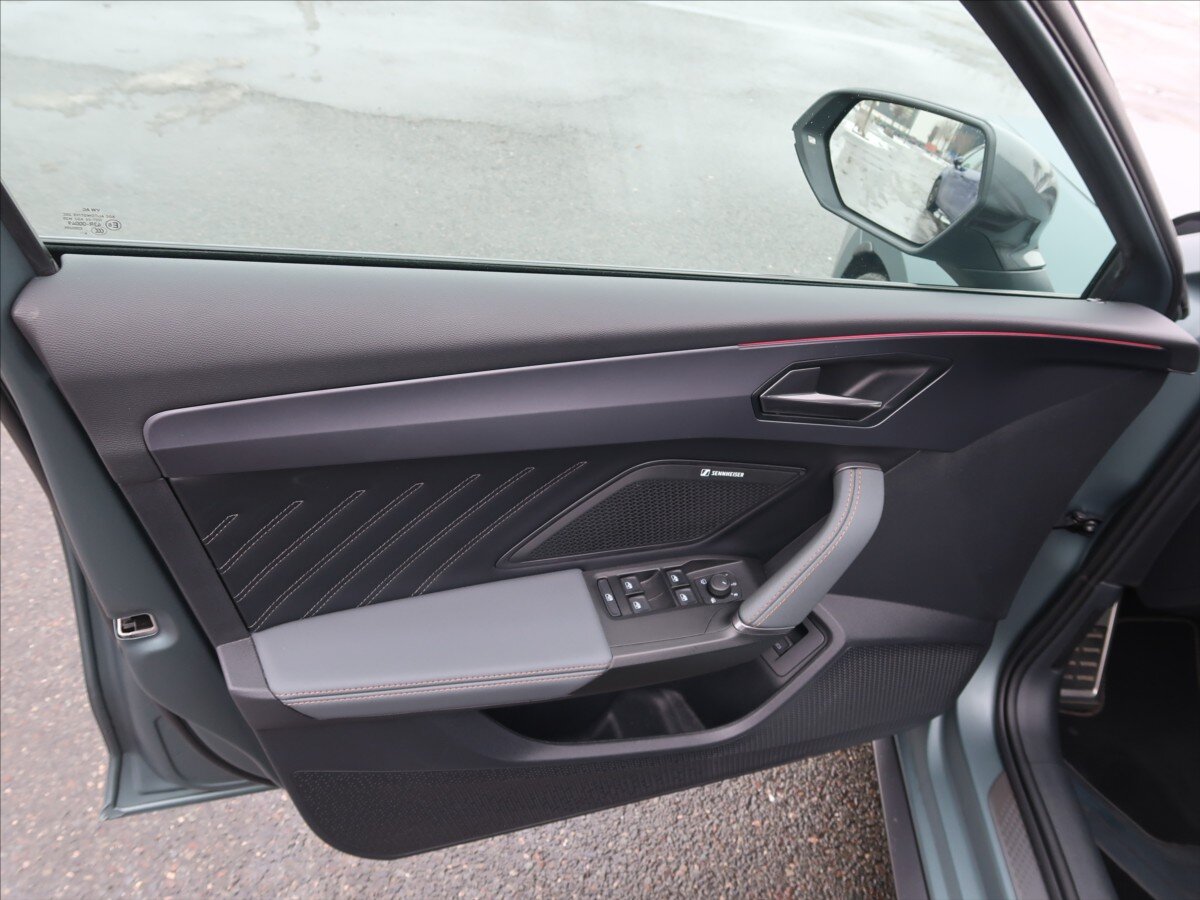 Cupra Leon Kombi 2,0 l 245 kw