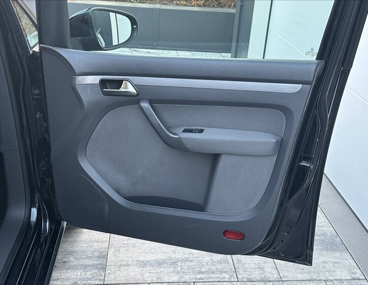 Volkswagen Touran MPV 1,4 l 103 kw