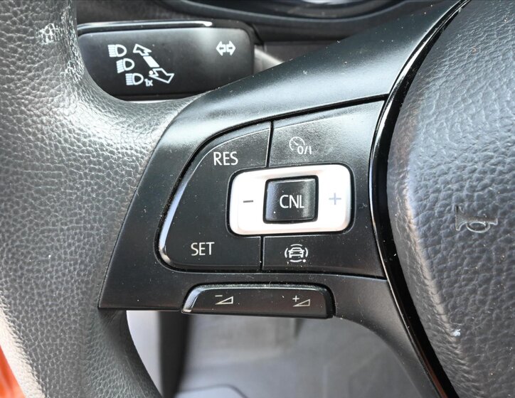 Volkswagen Crafter Skříň 2,0 l 103 kw