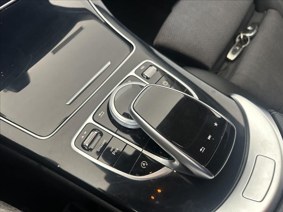 Mercedes-Benz Třídy C Kombi 2,1 l 125 kw