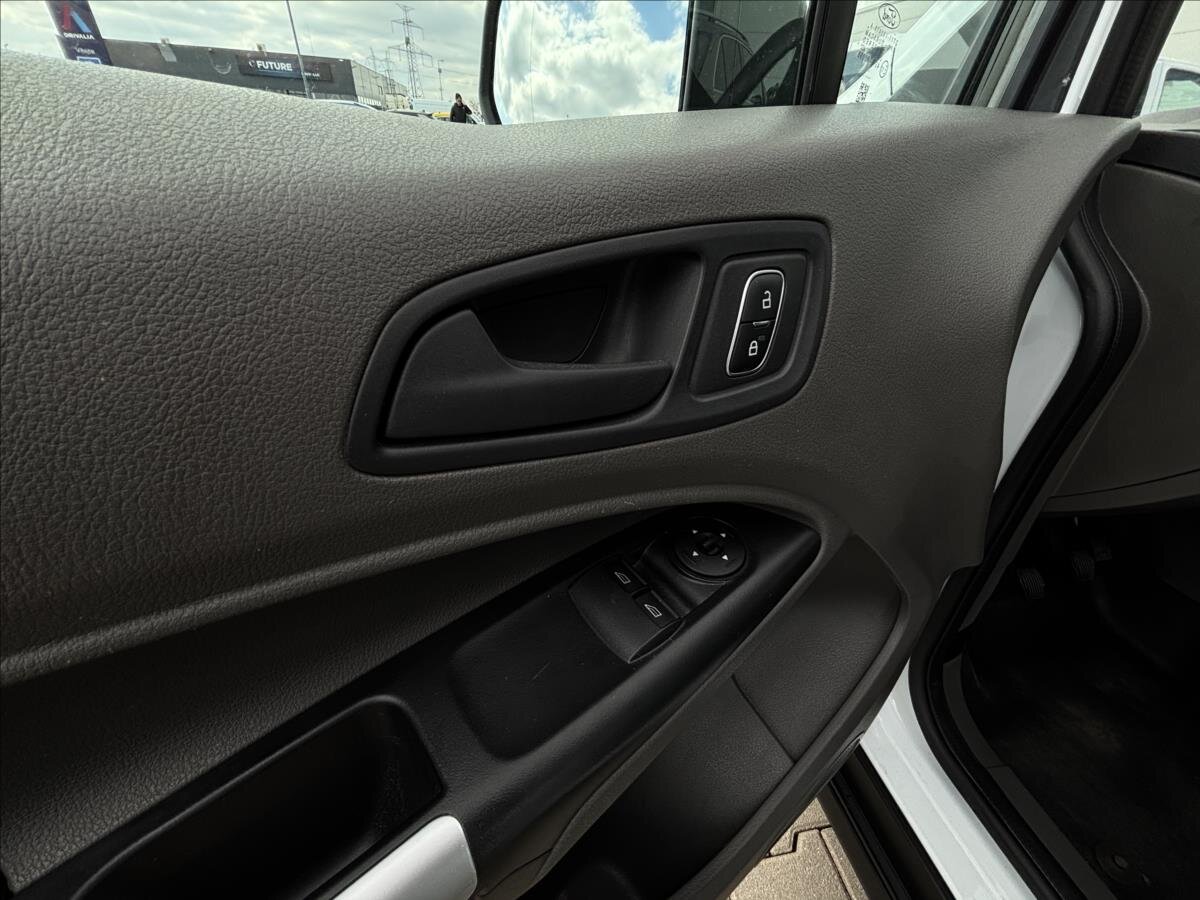 Ford Transit Connect Skříň 1,5 l 74 kw