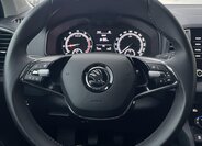 Škoda Karoq SUV 999,0 81 kw
