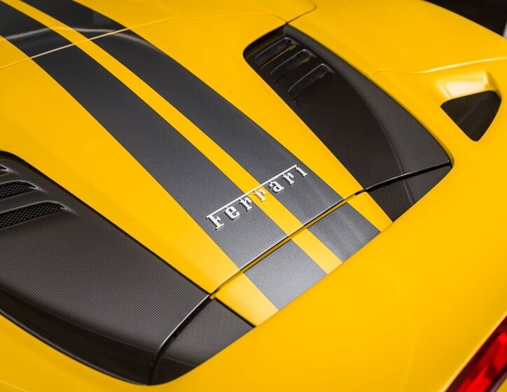 Ferrari Ostatní Kabriolet 3,9 l 530 kw