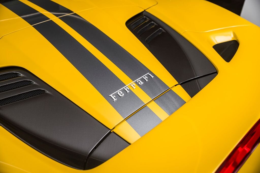 Ferrari Ostatní Kabriolet 3,9 l 530 kw