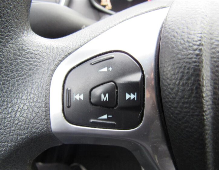 Ford Fiesta Hatchback 998,0 74 kw