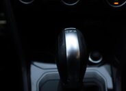 Volkswagen T-Roc CUV 1,5 l 110 kw