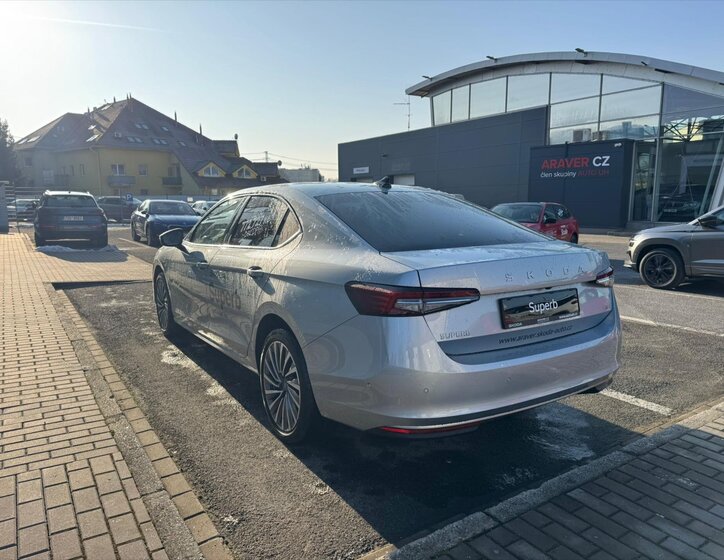 Škoda Superb Ostatní 2,0 l 195 kw
