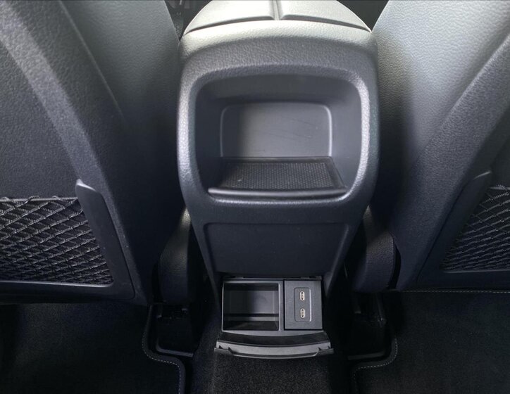 Mercedes-Benz GLB 24