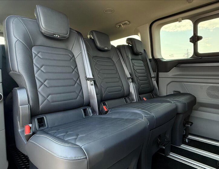 Ford Tourneo Custom Kombi 2,0 l 125 kw