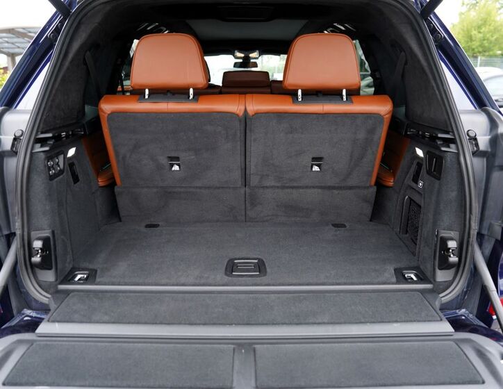 BMW X7 12